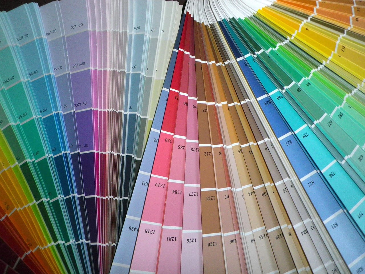 Blues, greens and soft neutrals: the colours readers most often choose for bedrooms.